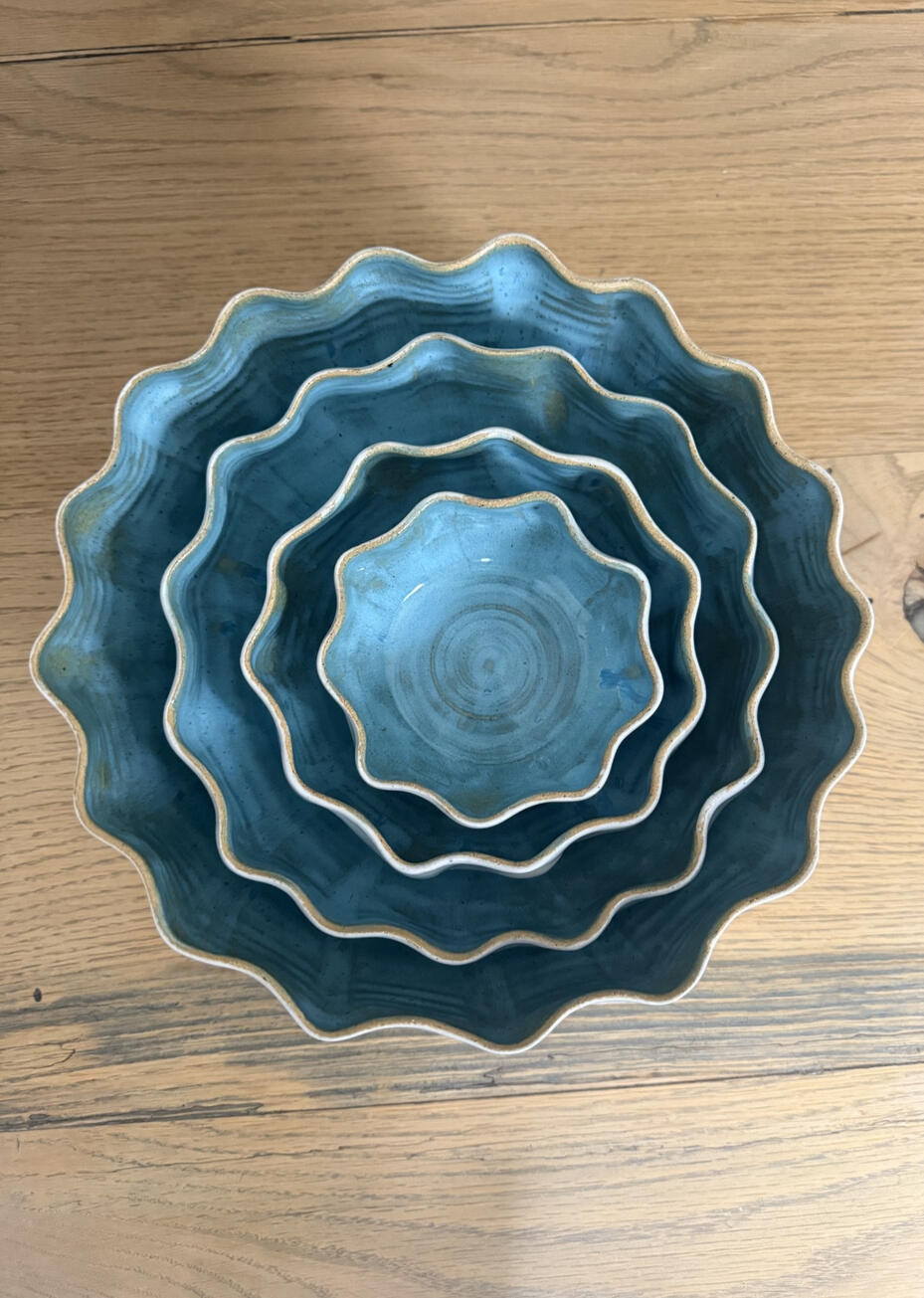 Wavy Bowl Set $198